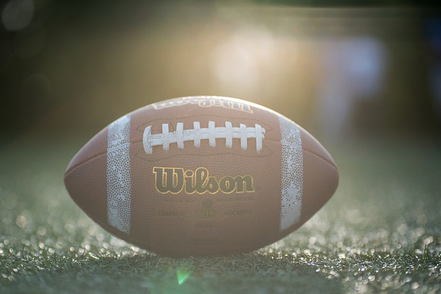 基恩曾因记者手机没有静音而发火，但录节目时他的手机也响了