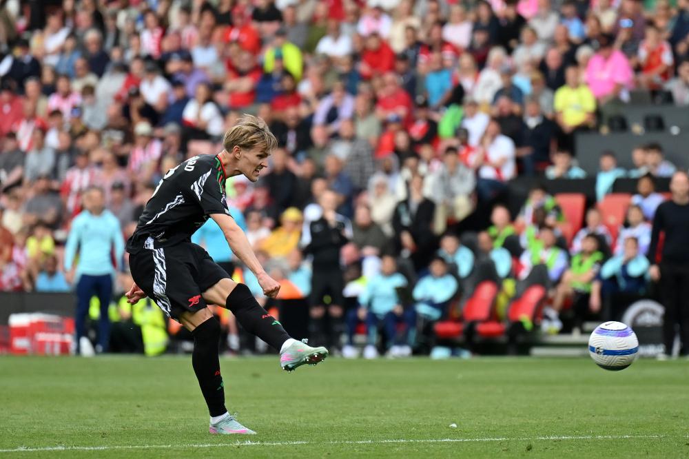 奥古斯托：蒂特是我经历过的最伟大教练，他能防守也能进攻