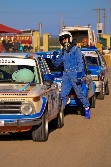 探讨邱彪在 探讨邱彪在